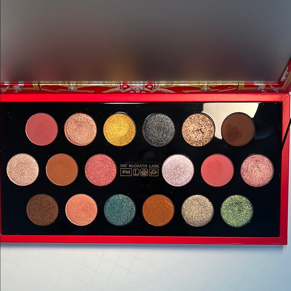 Pat McGrath Labs Mothership Mega-Celestial Odyssey Eyeshadow Palette